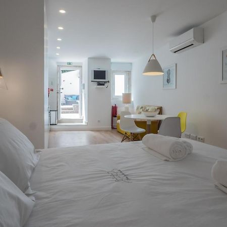 Castle Terrace Exclusive Apartment - Home By The Castle Apartment Лиссабон Экстерьер фото