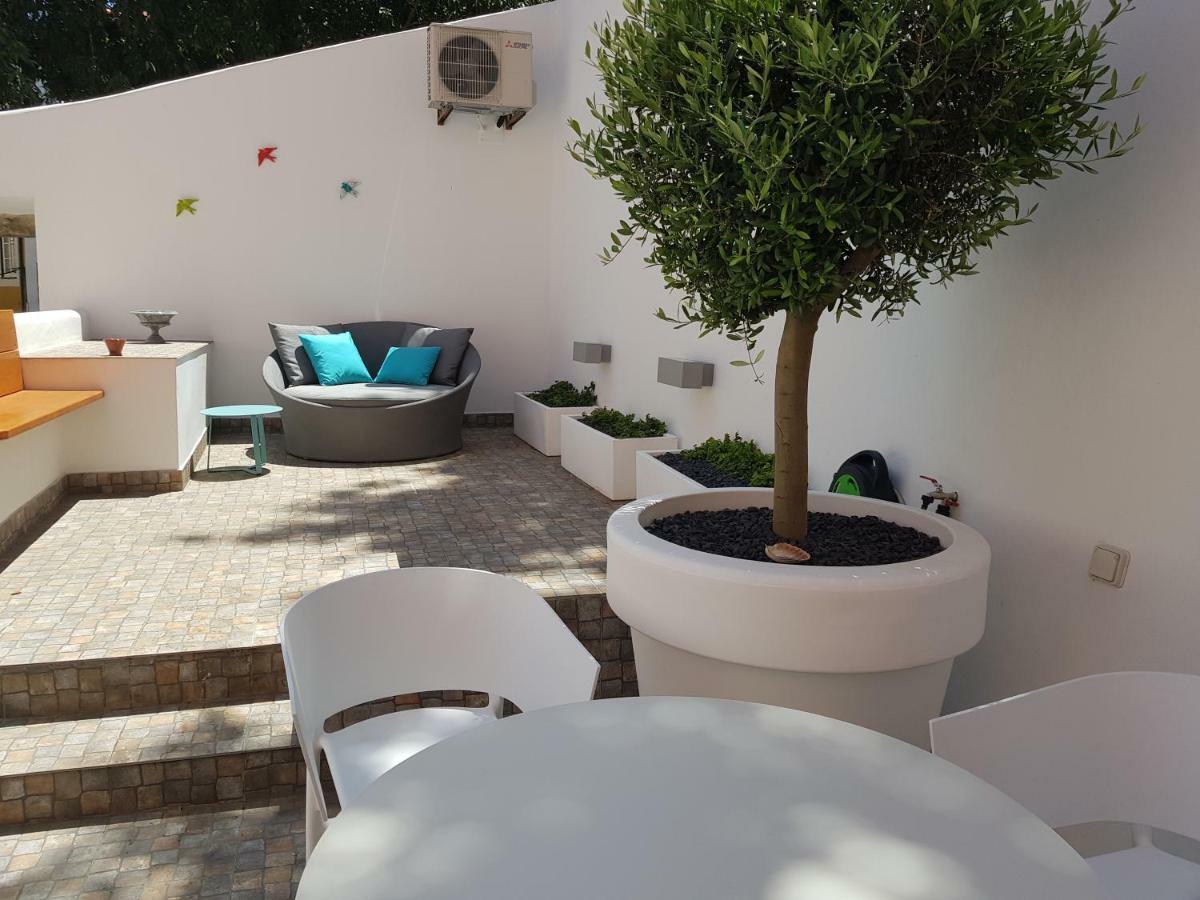 Castle Terrace Exclusive Apartment - Home By The Castle Apartment Лиссабон Экстерьер фото